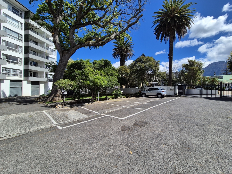 2 Bedroom Property for Sale in Wynberg Upper Western Cape